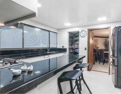 Apartamento de 3 alcobas en venta en Usaquen, Bogotá, 173 m² · foto 16 de 20