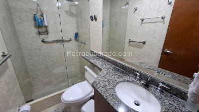 Apartamento de 3 alcobas en venta en Usaquen, Bogotá, 164 m² · foto 18 de 20
