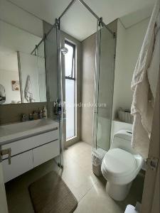 Apartamento de 2 alcobas en venta en Chico Norte, Bogotá, 80 m² · foto 14 de 18