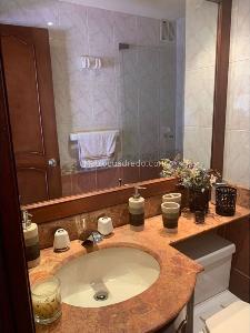 Apartamento de 2 alcobas en venta en Chico Norte, Bogotá, 67 m² · foto 10 de 11