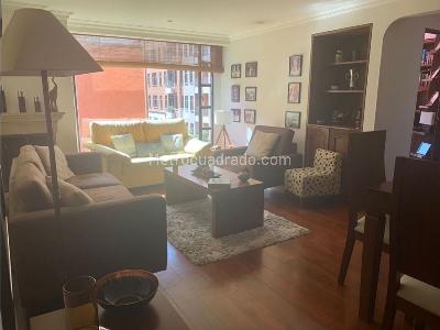 Apartamento de 2 alcobas en venta en Chico Norte, Bogotá, 67 m² · foto 2 de 11