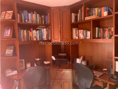 Apartamento de 2 alcobas en venta en Chico Norte, Bogotá, 67 m² · foto 8 de 11