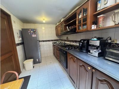 Casa de 4 alcobas en venta en Belmira, Bogotá, 192 m² · foto 7 de 20