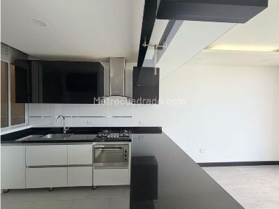 Apartaestudio en venta en Cedritos, Bogotá, 49 m² · foto 6 de 13