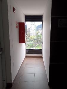 Apartamento en venta en Centro Las Nieves, Bogotá · foto 6 de 17