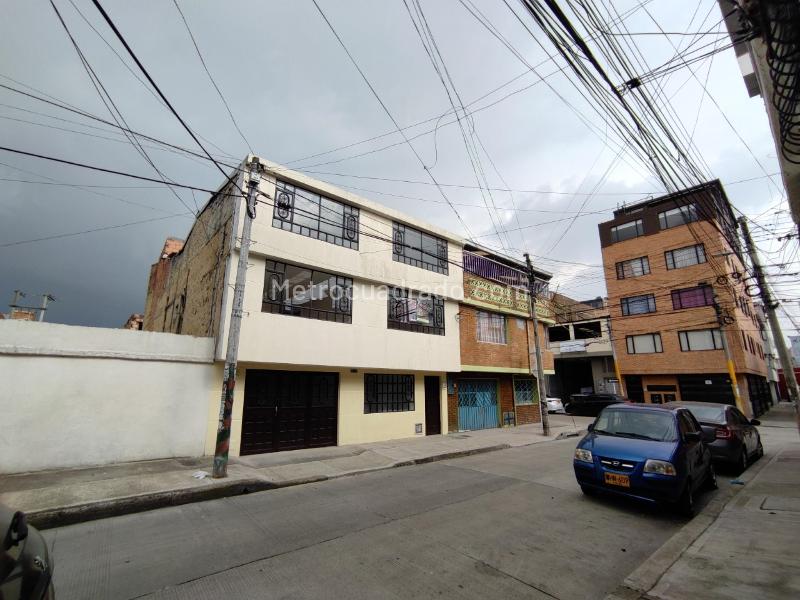 Edificio de Oficinas en Venta, CIUDAD JARDIN NORTE, Bogotá D.C. - Vista 4