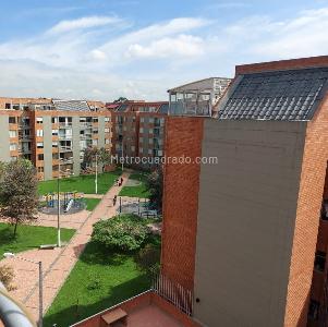 Apartamento en venta en Modelia, Bogotá · foto 2 de 20