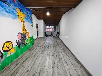 Casa de 4 alcobas en venta en Normandia, Bogotá, 500 m² · foto 11 de 20
