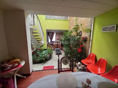 Casa de 4 alcobas en venta en Nicolas De Federman, Bogotá, 289 m² · foto 3 de 20