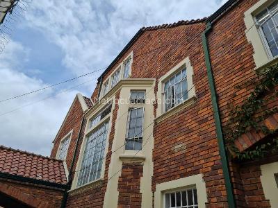 Casa en venta en Quinta Camacho, Bogotá · foto 2 de 20