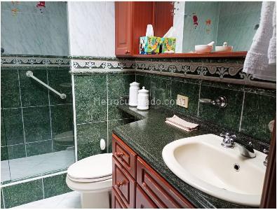 Casa de 3 alcobas en venta en Recodo Del Country, Bogotá, 360 m² · foto 12 de 16