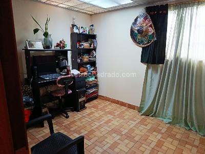 Casa en venta en Abraham Lincoln, Bogotá · foto 5 de 11