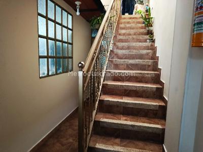 Casa en venta en Abraham Lincoln, Bogotá · foto 7 de 11