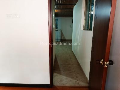 Casa en venta en Abraham Lincoln, Bogotá · foto 8 de 11
