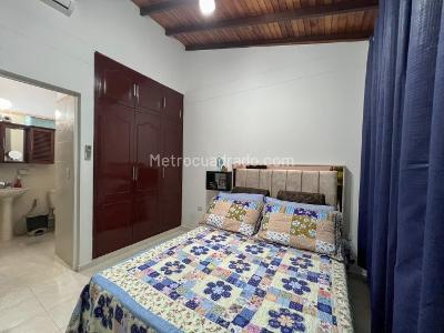 Casa de 3 alcobas en venta en Prados Del Este, Cúcuta, 72 m² · foto 4 de 9