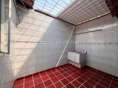 Casa de 3 alcobas en venta en Prados Del Este, Cúcuta, 72 m² · foto 9 de 9