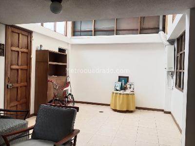 Casa en venta en Cedritos, Bogotá · foto 8 de 20