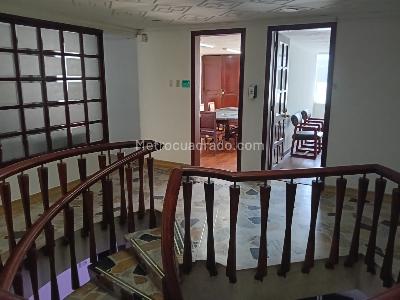 Casa de 5 alcobas en arriendo en Chapinero Noroccidental, Bogotá, 500 m² · foto 5 de 19