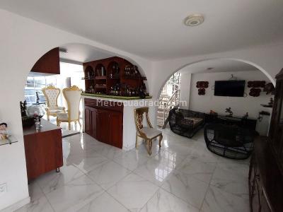 Casa de 4 alcobas en venta en La Hacienda, Cali, 365 m² · foto 11 de 20