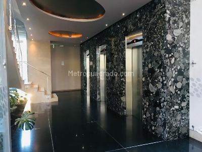 Apartamento de 5 alcobas en venta en Chico Norte, Bogotá, 380 m² · foto 3 de 20
