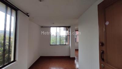 Apartamento de 2 alcobas en venta en El Limonar, Cali, 89 m² · foto 3 de 20