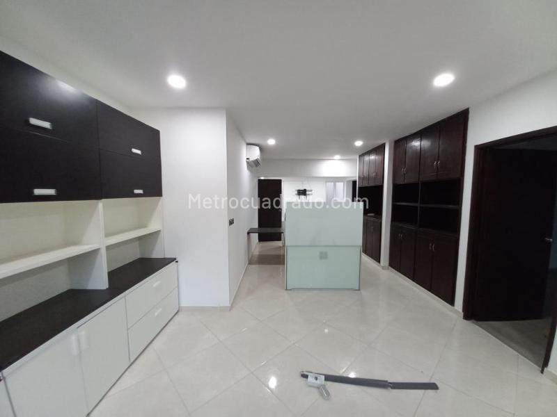Edificio de Apartamentos en Venta, Mayapan, Cali - Więcej