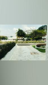 Casa de 4 alcobas en venta en Prados Del Limonar, Cali, 800 m² · foto 3 de 17
