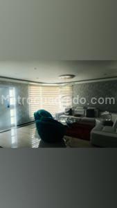 Casa de 4 alcobas en venta en Prados Del Limonar, Cali, 800 m² · foto 5 de 17