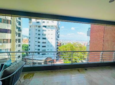 Apartamento de 3 alcobas en venta en Cristales, Cali, 200 m² · foto 4 de 20