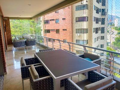 Apartamento de 3 alcobas en venta en Cristales, Cali, 200 m² · foto 13 de 20
