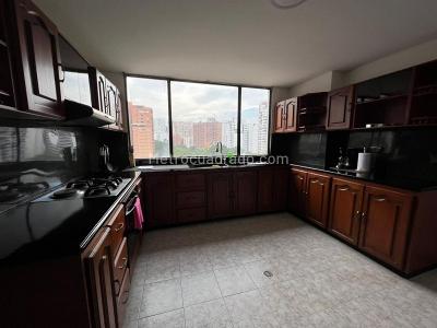 Apartamento de 3 alcobas en venta en Santa Rita, Cali, 191 m² · foto 7 de 15