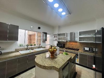 Casa de 5 alcobas en venta en Ciudad Jardin, Cali, 200 m² · foto 7 de 20
