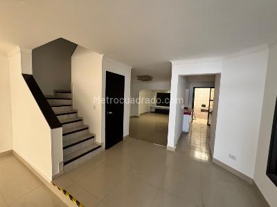 Casa de 5 alcobas en venta en Camino Real, Cali, 290 m² · foto 2 de 20