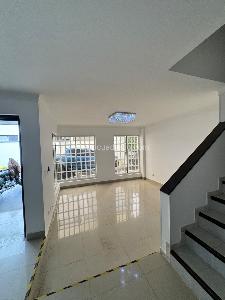 Casa de 5 alcobas en venta en Camino Real, Cali, 290 m² · foto 3 de 20