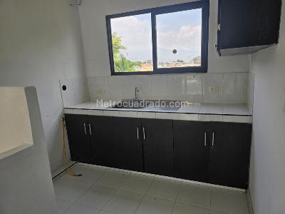 Casa de 5 alcobas en venta en Villa Del Prado, Cali, 240 m² · foto 9 de 20
