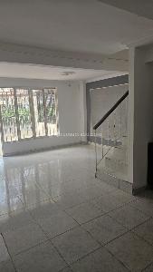 Casa de 5 alcobas en venta en Villa Del Prado, Cali, 240 m² · foto 18 de 20