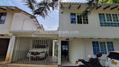 Casa de 4 alcobas en venta en La Buitrera, Cali, 500 m² · foto 2 de 20