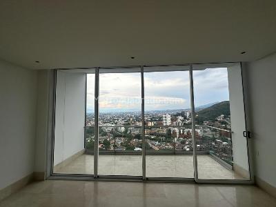 Apartamento de 3 alcobas en venta en Bellavista, Cali, 175 m² · foto 7 de 20