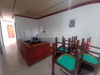 Casa de 5 alcobas en venta en La Nueva Base, Cali, 190 m² · foto 17 de 20