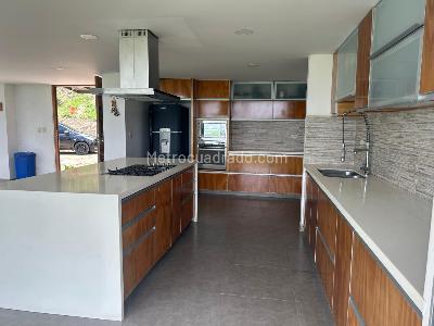 Casa de 5 alcobas en venta en Dapa, Cali, 450 m² · foto 9 de 20