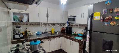 Casa de 5 alcobas en venta en Las Acacias, Cali, 430 m² · foto 11 de 20