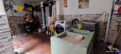 Casa de 5 alcobas en venta en Las Acacias, Cali, 430 m² · foto 17 de 20
