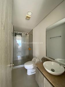 Apartamento de 2 alcobas en venta en Crespo, Cartagena, 95 m² · foto 12 de 16