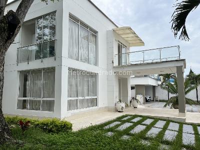 Casa de 4 alcobas en venta en Pance, Cali, 1400 m² · foto 2 de 20