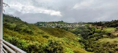 Casa de 5 alcobas en venta en La Buitrera, Cali, 324 m² · foto 2 de 20
