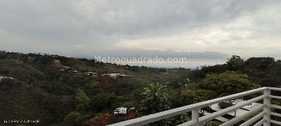 Casa de 5 alcobas en venta en La Buitrera, Cali, 324 m² · foto 17 de 20