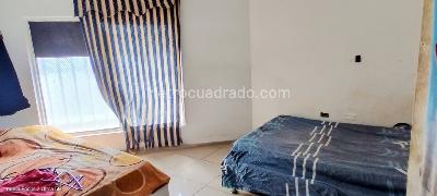 Casa de 5 alcobas en venta en Belisario Caicedo, Cali, 527 m² · foto 2 de 20