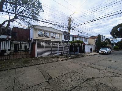Casa de 5 alcobas en venta en Santa Anita, Cali, 310 m² · foto 6 de 20