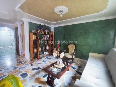 Casa de 5 alcobas en venta en Santa Anita, Cali, 310 m² · foto 9 de 20