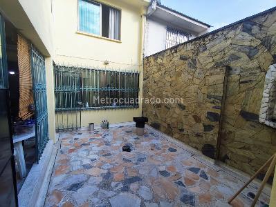 Casa de 5 alcobas en venta en Santa Anita, Cali, 310 m² · foto 15 de 20